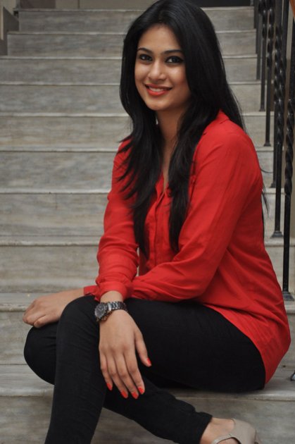 Zara-at-Bhai-Triple-Platinum-Disc